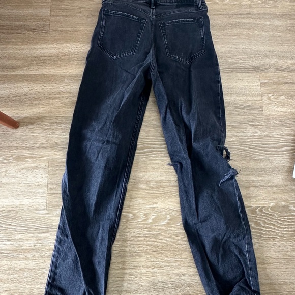 A&F “The Dad” High Rise Ripped Black Jeans - Picture 3 of 3